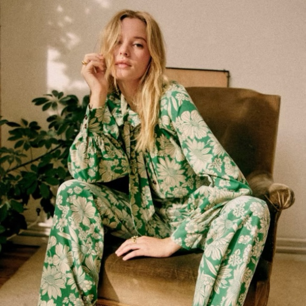NWT SEZANE ZELDA BLOUSE IN SEVENTIES GREEN FLOWER